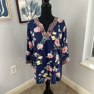 Belle by Kim Gravel Women's Size XSmall Floral Tunic Top Embroidered